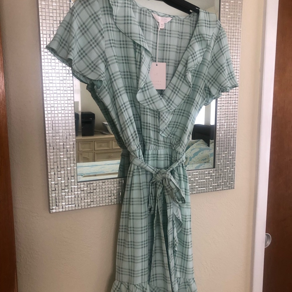 Super cute Lauren Conrad ruffle dress